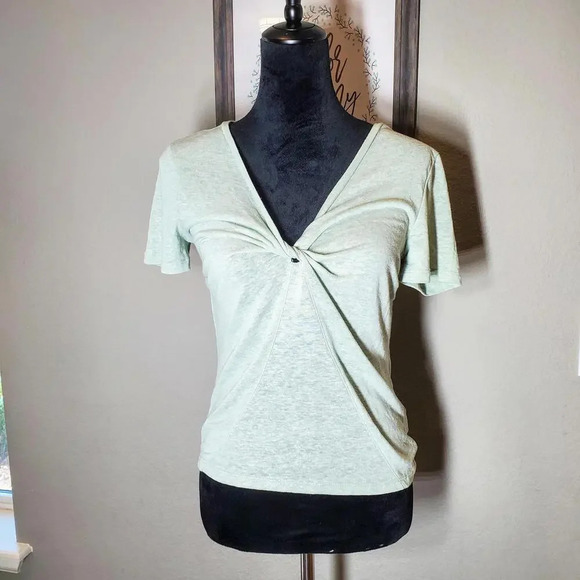NWT a new day Green V-Neck Twist Front Blouse Top Size X-Small XS - Picture 2 of 12